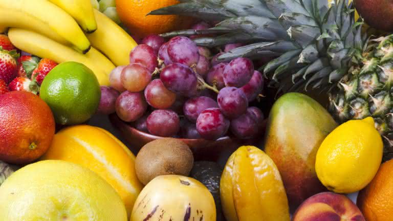 Qual fruta pode substituir o almoço?